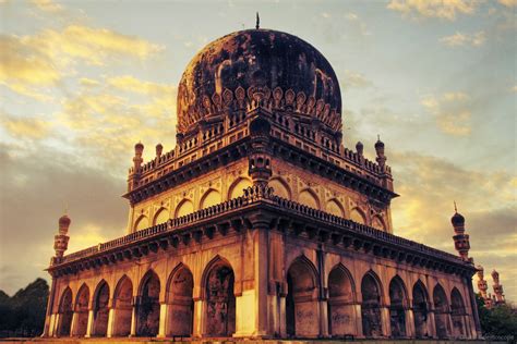 Incredible India: Qutb Shahi Tombs