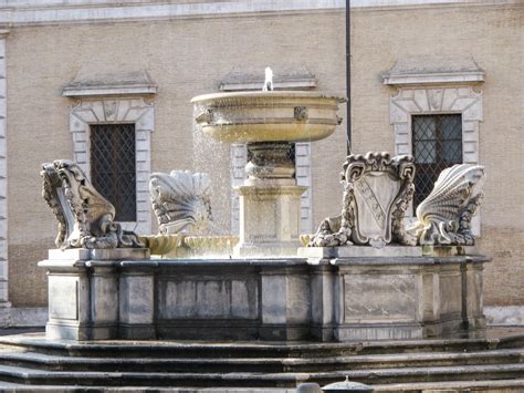 L&R 2014 – Fountain in Piazza Santa Maria in Trastevere – Book Hermit