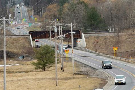 Another tractor-trailer bashes Glenville bridge