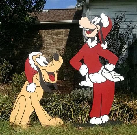 Goofy and Pluto Wood Yard Art outdoor Decoration | Christmas yard art ...