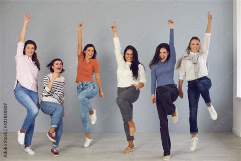 Group of happy excited confident young women in their 20s and 30s ...