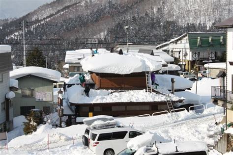 Chill Out and Warm up in the Hot Springs in Nozawa Onsen