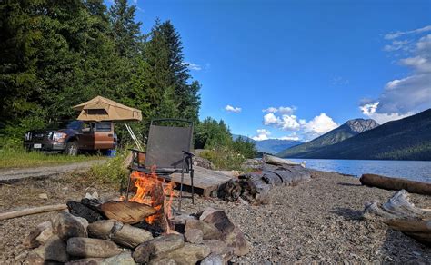 Found a pretty sweet spot along Lake Revelstoke, BC last night! : r/camping