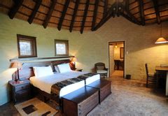 Mapungubwe Accommodation - 4 unique places to stay