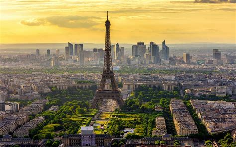 Париж обогнал Лондон и стал крупнейшим фондовым рынком Европы | РБК ...