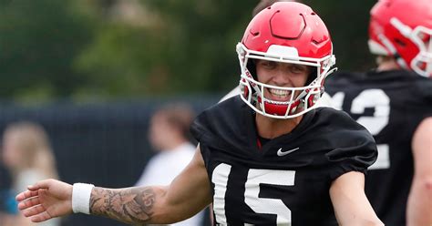 National media pours praise on Georgia QB1, five-star freshman