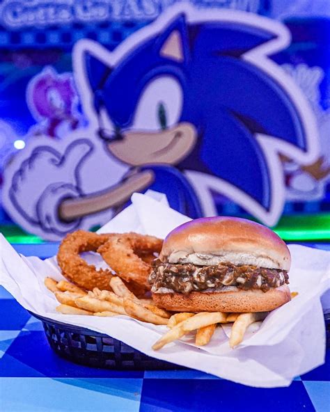 Sonic the Hedgehog Speed Cafe - Food & Drink - Sonic Stadium