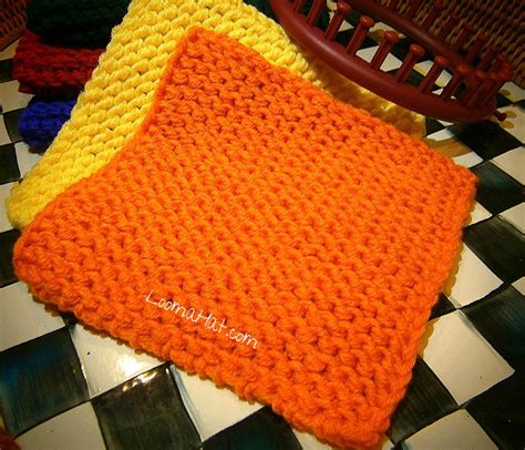 Knit Squares - Free Pattern - LoomaHat.com