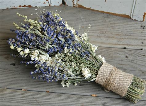 Lavender Dried Flower Bridal Bouquet / Wedding flowers | Etsy