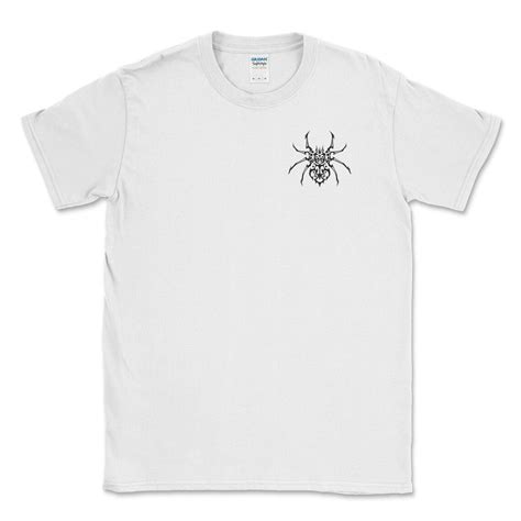 SPIDER T SHIRT / Spider Shirt / Halloween Shirt / Spiders - Etsy