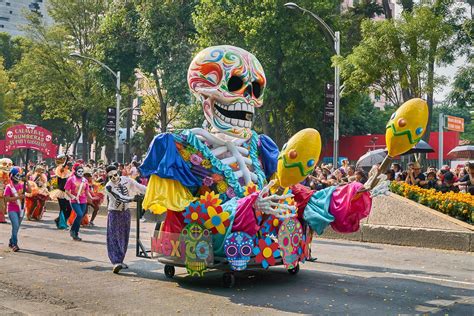 How to Celebrate Day of the Dead in Mexico