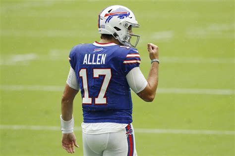 Josh Allen continues to silence critics with performance in Week 2