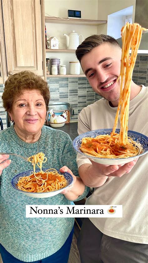Giuseppe | Sepps Eats on Instagram: "Nonna’s Sugo (marinara sauce) 🇮🇹 🍝 I’m not kidding when I ...