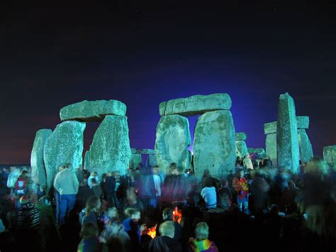 Encyclopedia: Stonehenge at Night