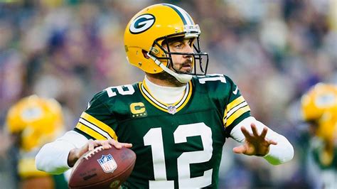 Aaron Rodgers 2022 Highlights - YouTube