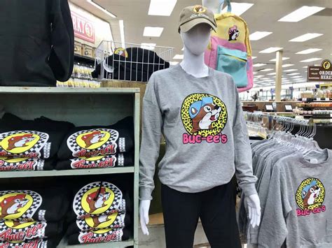 All the Best Things to Buy at Buc-ee's: The Complete Guide