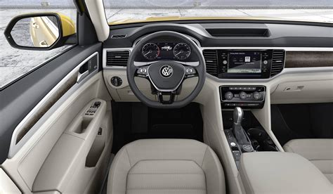 Volkswagen Atlas: SUV de 7 lugares para família americana