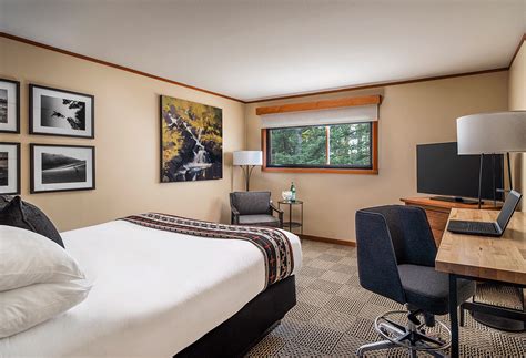 River View Columbia Gorge Rooms | Skamania Lodge