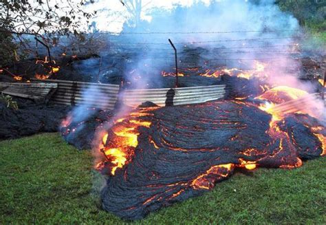 Hawaii braces for long upheaval as erupting Kilauea boils