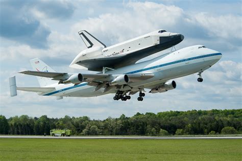 Shuttle Enterprise Flight To New York (201204270019HQ) | Flickr