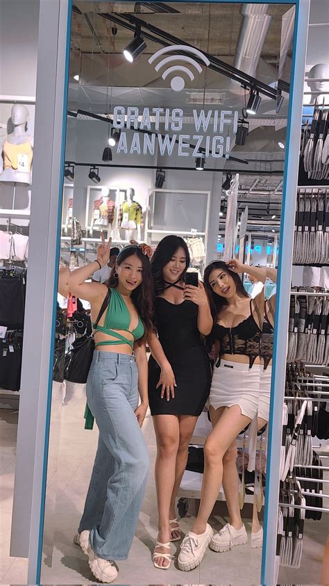 yuggie on Twitter: "Girls♡♡♡♡ https://t.co/4UvFTXiTFA" / Twitter