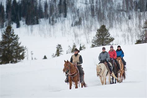 Winter Horseback Riding - Mountain Living