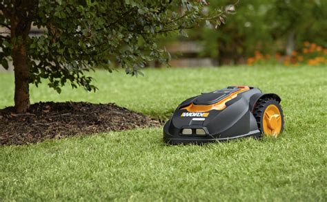 How Robotic Lawn Mowers Ensure Safety And Eco-Sustainability - metrodecoration.com