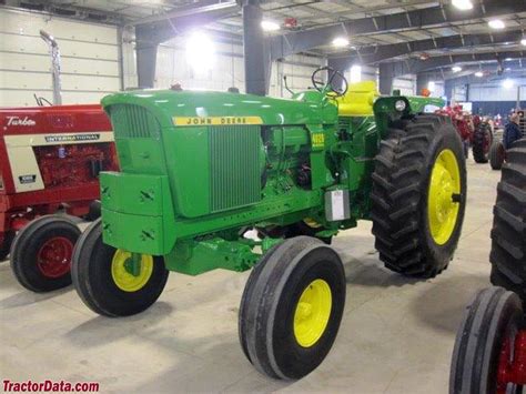 TractorData.com John Deere 4520 tractor photos information