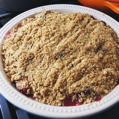 Easy Plum Crumble Recipe