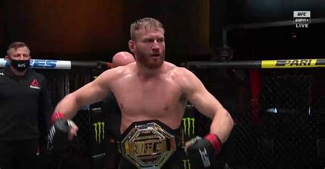 Jan Blachowicz Retains Title With Unanimous Decision Win Over Israel Adesanya - UFC 259 Highlights