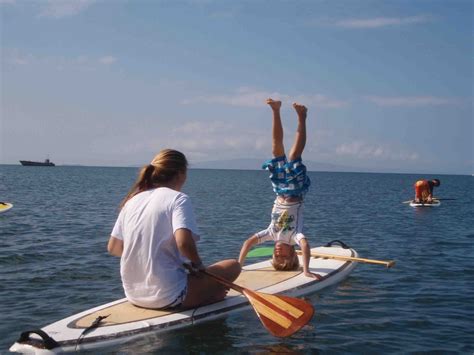 SUP Yoga Lesson - Maui Stand Up Paddle Surf School | Paddle surfing, Sup surf, Surfing