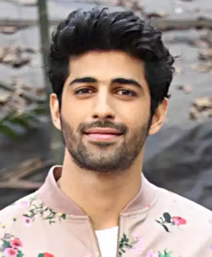 Aashim Gulati Biography, Age, Height, Wife, Net Worth & More