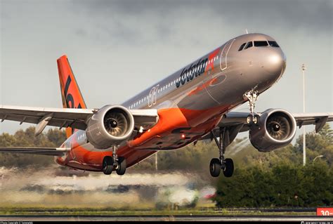 VH-OFP Jetstar Airways Airbus A321-251NX Photo by TommyNG | ID 1419739 | Planespotters.net