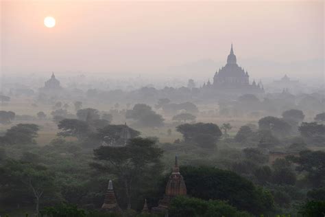 Balloon ride Bagan (5) | Bagan | Pictures | Burma in Global-Geography