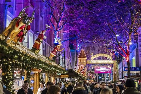 The Best UK Christmas Markets 2024 - Foodie Faculty