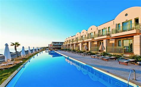 Giannoulis Grand Bay Resort in Kolymbari, Crete | loveholidays