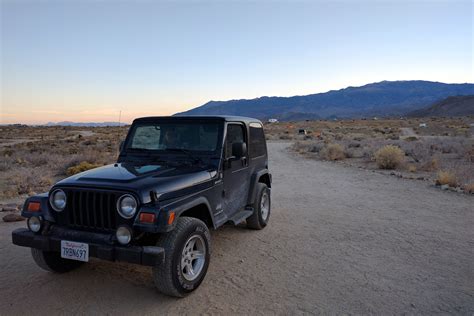 La Jeep in Death Valley - Justinsomnia