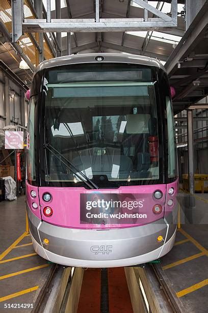 122 Midland Metro Trams Stock Photos, High-Res Pictures, and Images ...