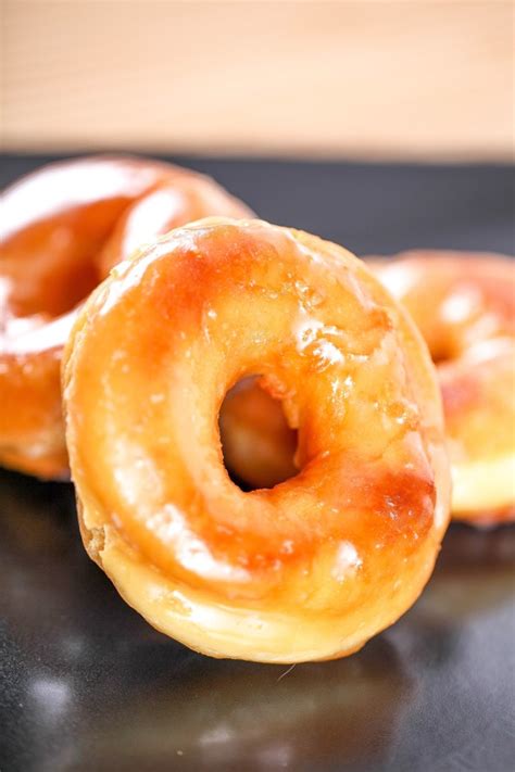 THE BEST COPYCAT KRISPY KREME DOUGHNUTS - Baking Beauty