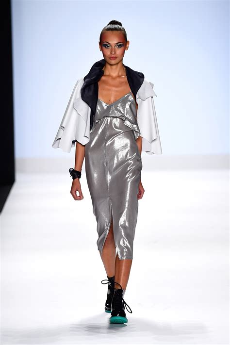 Spoiler alert: Couture looks from the Project Runway Fashion Week show – SheKnows