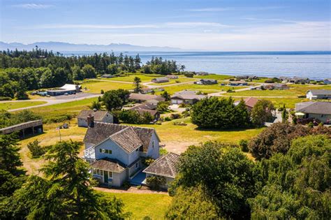 Historic Whidbey Island Home - Feature Friday - UrbanAsh Real Estate