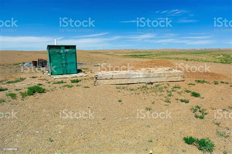 Wc In The Gobi Desert Stock Photo - Download Image Now - Asia, Bathroom ...