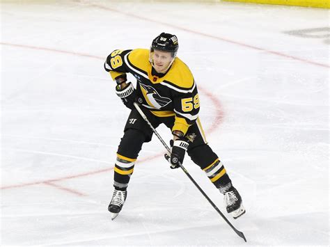 Carolina Hurricanes Trade for Jake Guentzel: Impact and Analysis - BVM ...