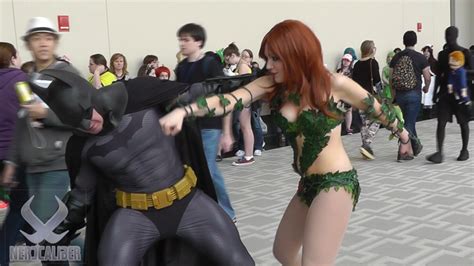 Batman & Poison Ivy Cosplay at Anime Boston 2012 – Nerd Caliber