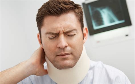 Whiplash_Neck-Brace - Lansdowne Family Chiropractic