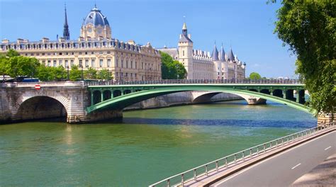 Ile de la Cite in Paris | Expedia.ca