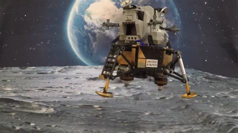 Il set LEGO del NASA Lunar Lander che vola e atterra realmente | Lega Nerd