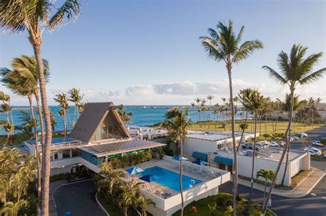 Maui Beach Hotel | Your Tropical Oasis on the Shores of Paradise