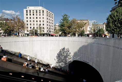 Washington Metro, 2014 Twenty-five Year Award by AIA | The Strength of Architecture | From 1998