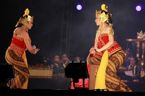 Tari Serimpi | Pariwisata Indonesia